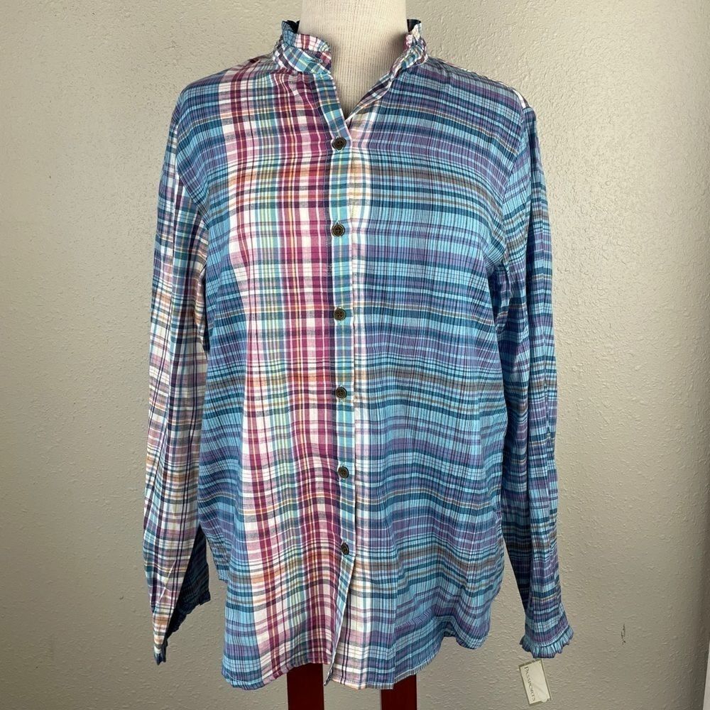 NWT Passports Button Down Shirt Size Large